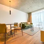 アパートホテル Blackhome South I Contactless Check-in インスブルック