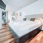 アパートホテル Blackhome South I Contactless Check-in 4*