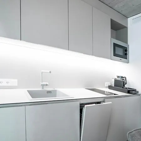 Hotel apartamentowy Blackhome South I Contactless Check-in 4*