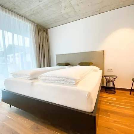 Blackhome South I Contactless Check-in Apartmanhotel