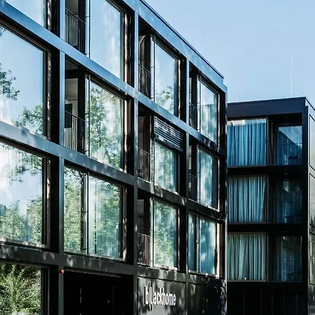 Blackhome South I Contactless Check-in 4*