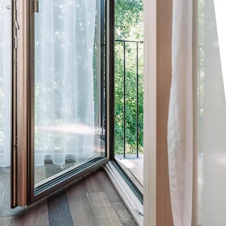 Blackhome South I Contactless Check-in Apart-hotel 4*