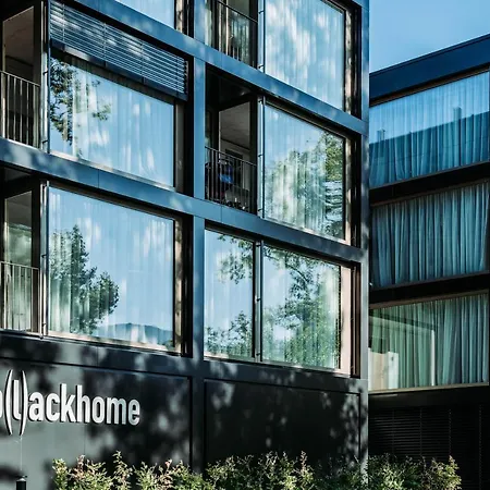 Blackhome South I Contactless Check-in 4*